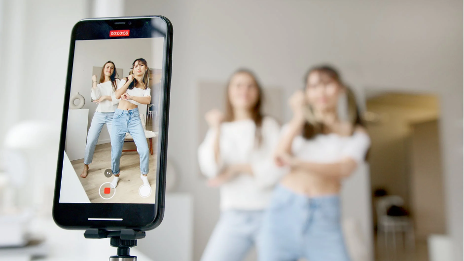 3 Video Maker Apps Influencers Swear By